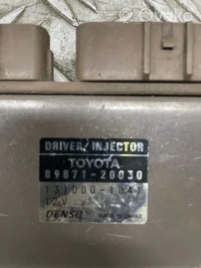 Toyota Corolla Verso E121 Unidad de control/módulo de la inyección de combustible 