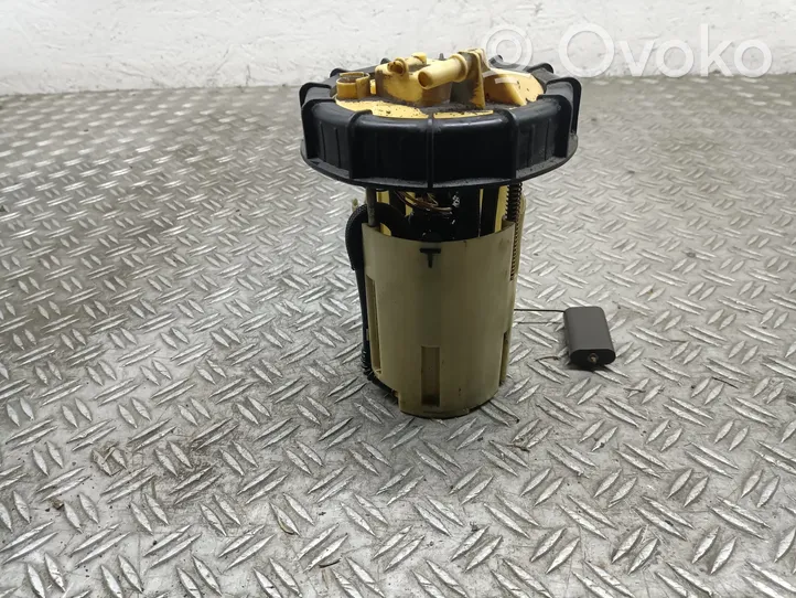 Volvo V50 Pompe à carburant 