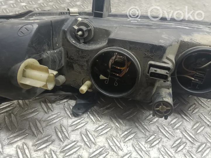 Opel Vectra B Lampa przednia 