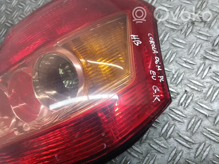 Toyota Corolla E120 E130 Lampa tylna 