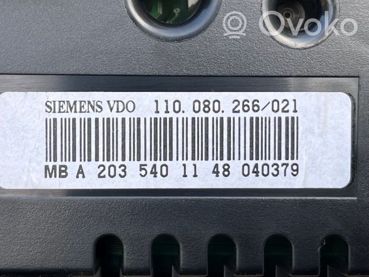 Mercedes-Benz C W203 Compteur de vitesse tableau de bord A2035401148