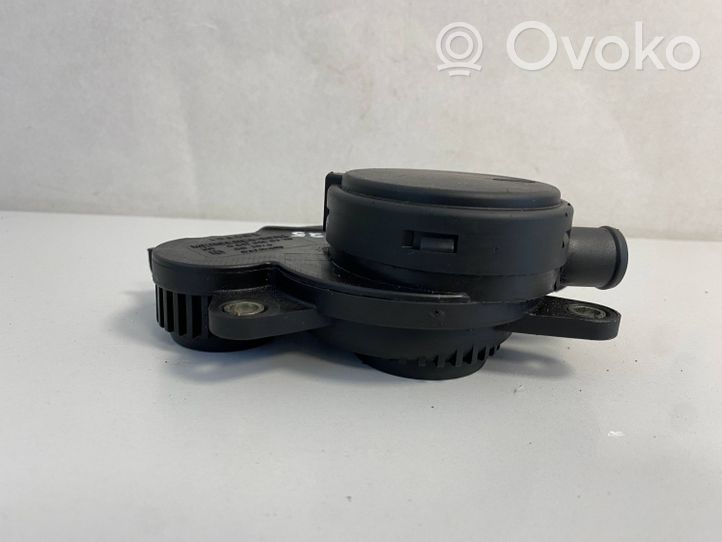 Mercedes-Benz E W210 Sfiato/tubo di sfiato/tubo flessibile A6110160334