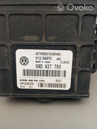 Volkswagen Touareg I Sterownik / Moduł skrzyni biegów 09D927750