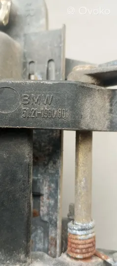 BMW 3 E36 Klamka zewnętrzna drzwi przednich 51211960801