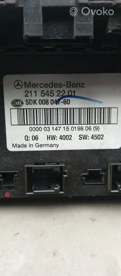 Mercedes-Benz E W211 Ramka / Moduł bezpieczników 2115452201