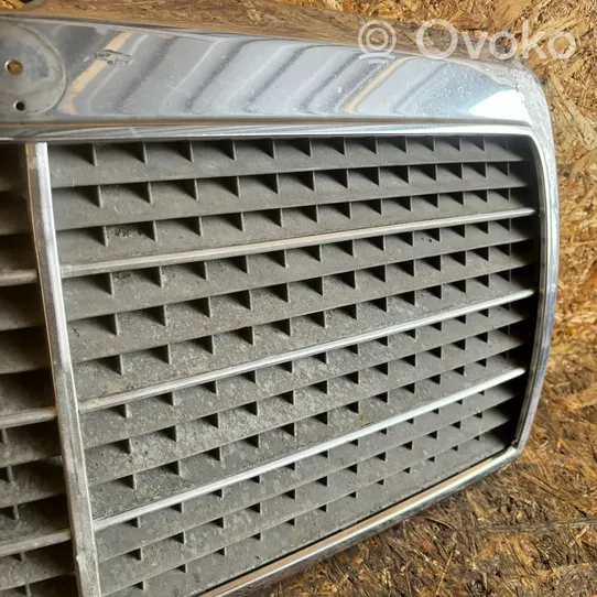 Mercedes-Benz E W124 Kühlergrill 1248880223