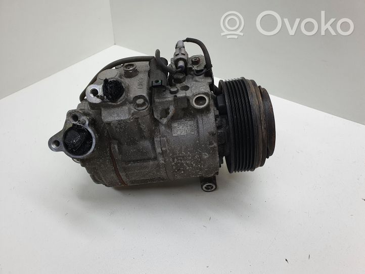 BMW 5 E60 E61 Ilmastointilaitteen kompressorin pumppu (A/C) 6987862