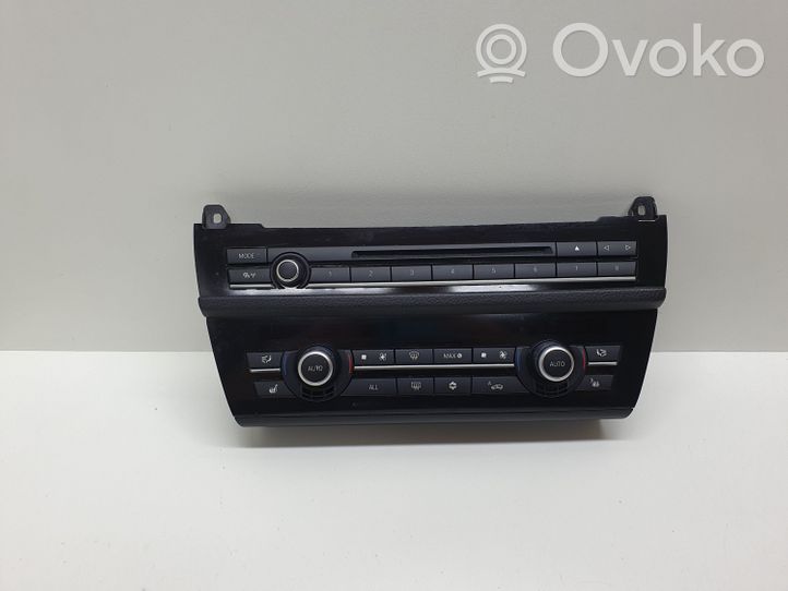 BMW 5 F10 F11 Climate control unit 9241238