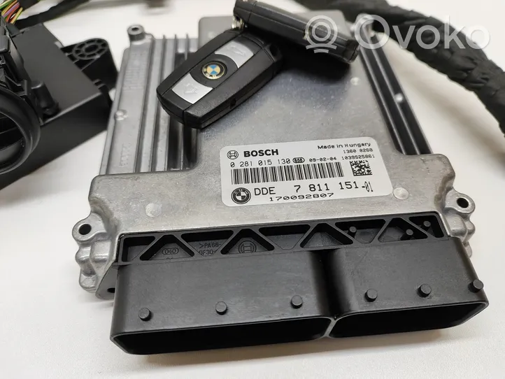 BMW 5 E60 E61 Kit centralina motore ECU e serratura 7811151