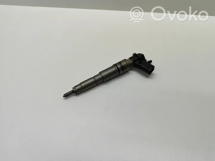 BMW 5 E60 E61 Fuel injector 7796042