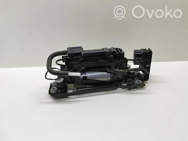 BMW 5 F10 F11 Air suspension compressor/pump 6789450