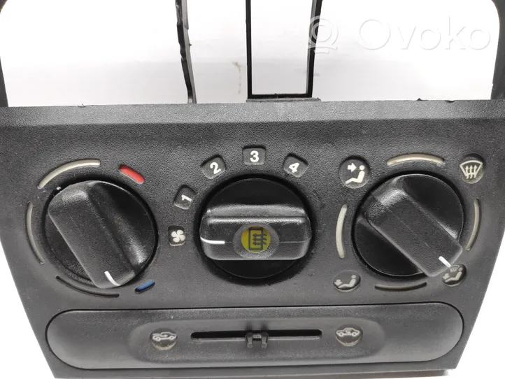 Opel Corsa B Oro kondicionieriaus/ klimato/ pečiuko valdymo blokas (salone) 