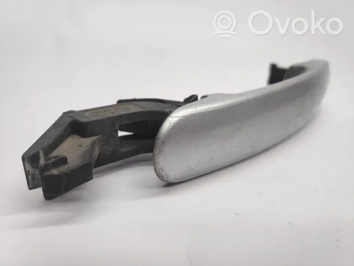 Volkswagen Golf IV Coupe door lock (next to the handle) 