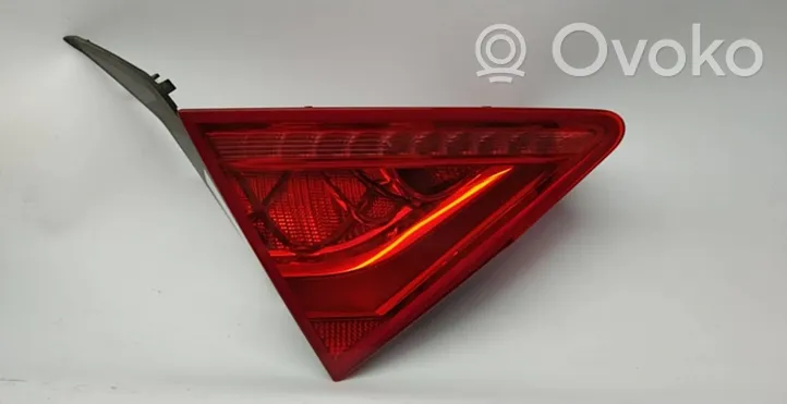 Audi A7 S7 4G Lampy tylnej klapy bagażnika 