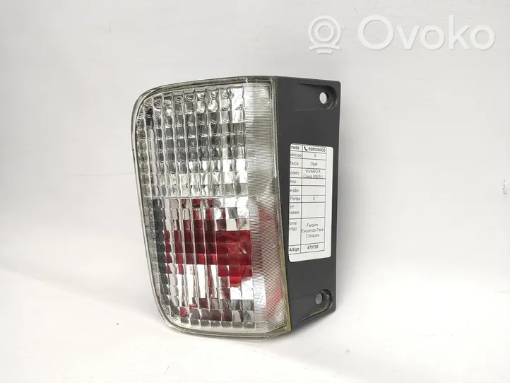 Opel Vivaro Lampy tylnej klapy bagażnika 