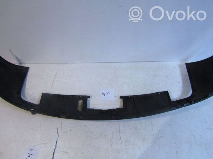 Volkswagen Touareg II Moulure inférieure de pare-chocs arrière 7L6807521