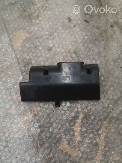 Volvo S60 Fuse box cover 31398100