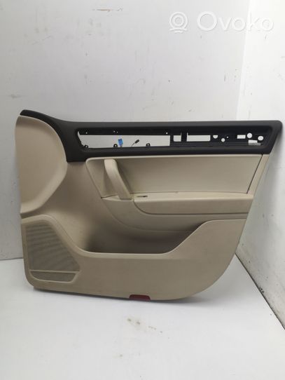 Volkswagen Touareg II Rivestimento del pannello della portiera anteriore 7P0863979