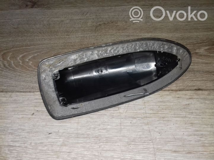 Volvo V50 Cache enjoliveur d'antenne de toit (GPS) 