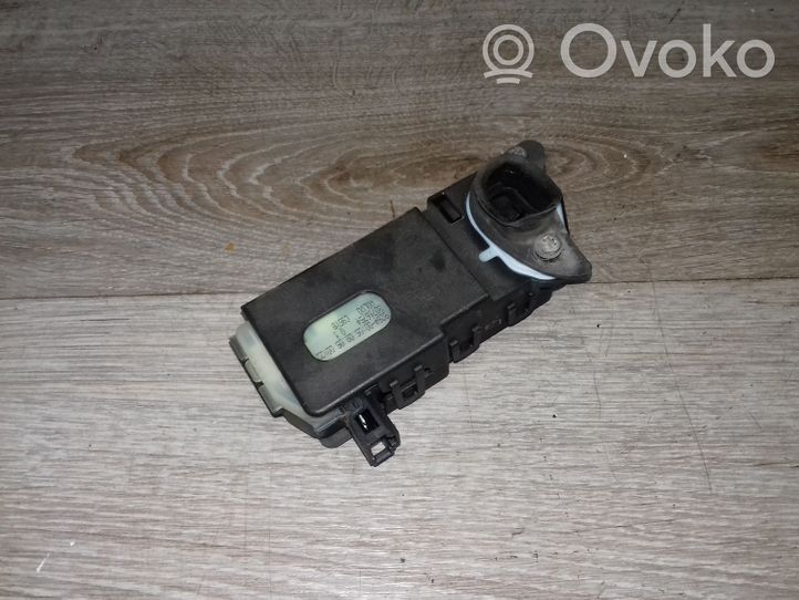 Volvo V50 Fuel tank cap lock motor 