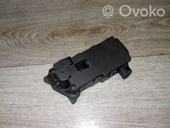 Volvo V50 Fuel tank cap lock motor 