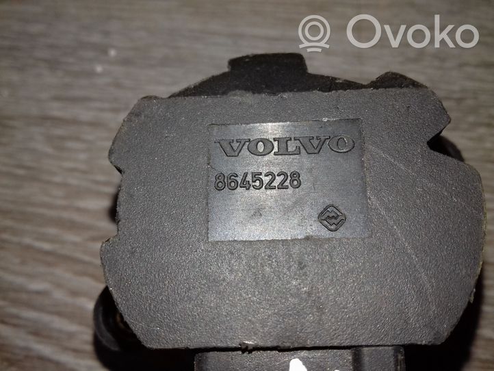 Volvo V70 Užvedimo spynelės kontaktai 