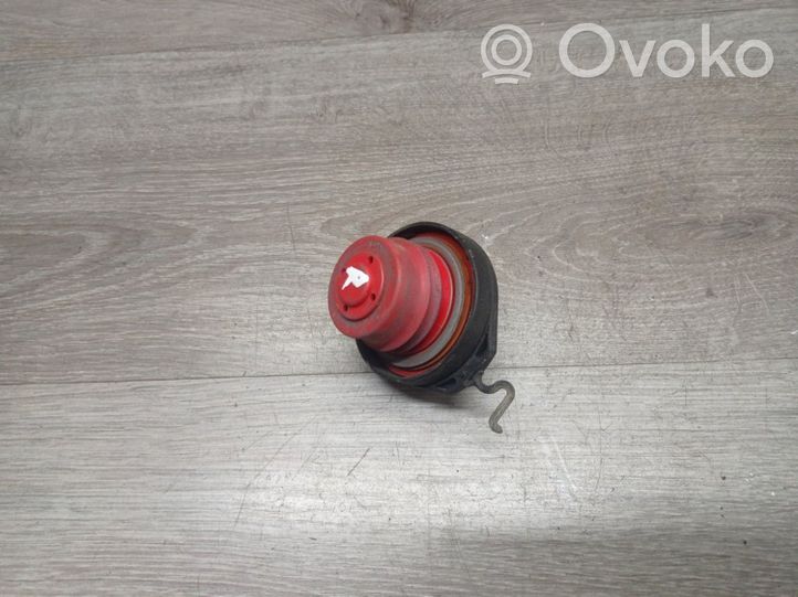 Volvo V70 Tappo del serbatoio del carburante 