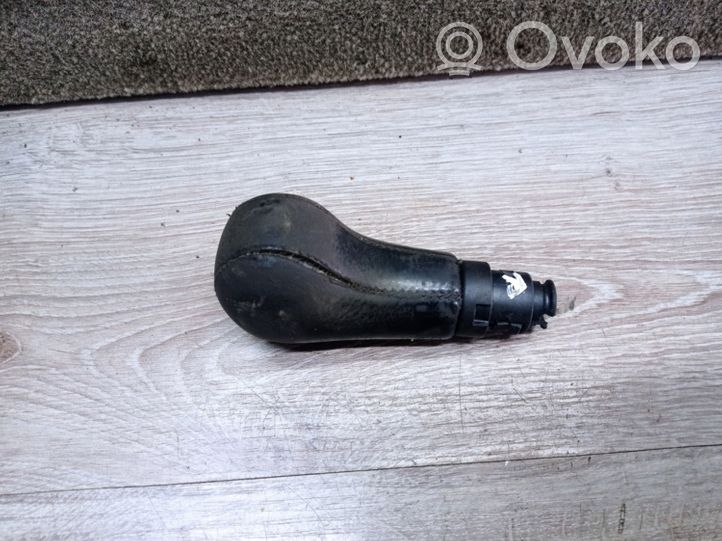 Volvo V70 Gear lever shifter trim leather/knob 