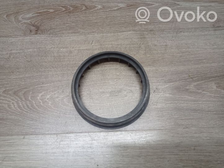 Volvo S60 Bague de verrouillage pour réservoir de carburant 