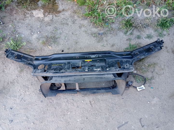 Volvo V70 Support de radiateur sur cadre face avant 