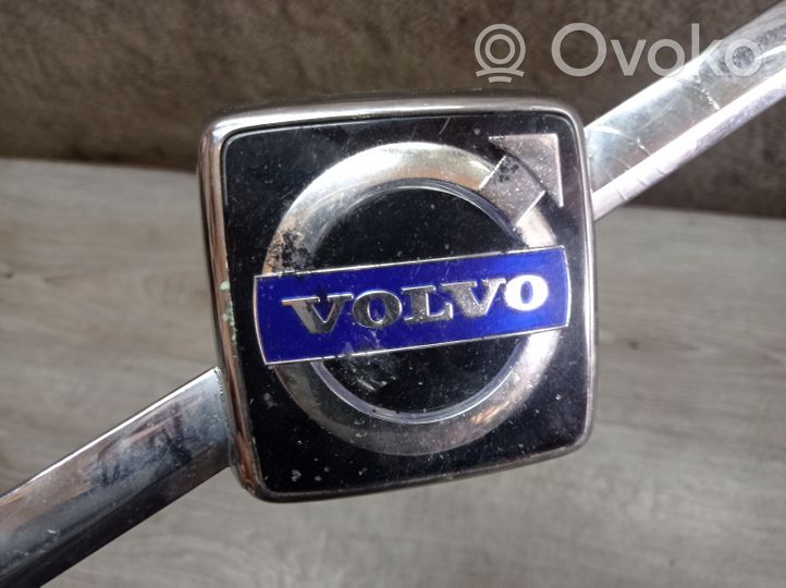 Volvo V70 Gamintojo ženkliukas 