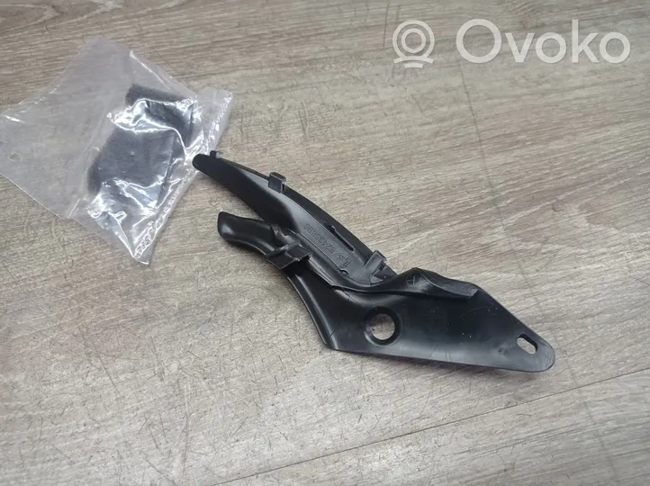 Volvo V70 Rivestimento parabrezza 