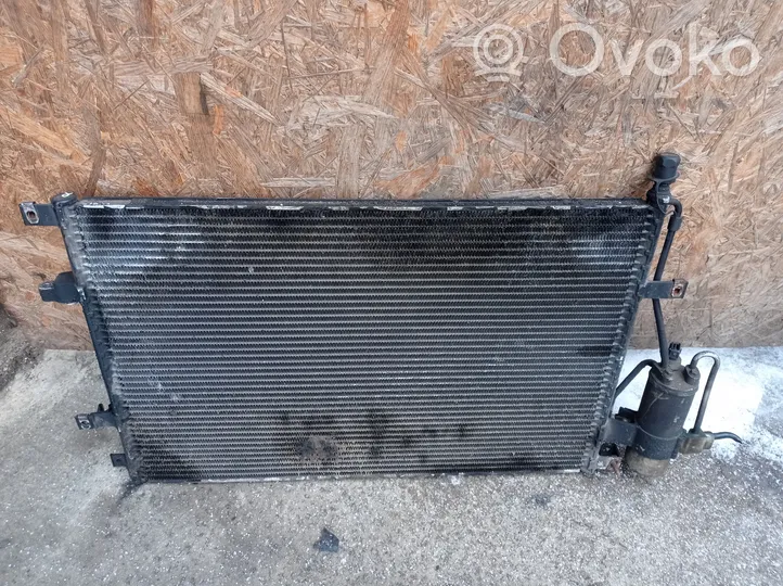 Volvo V70 Radiateur condenseur de climatisation 
