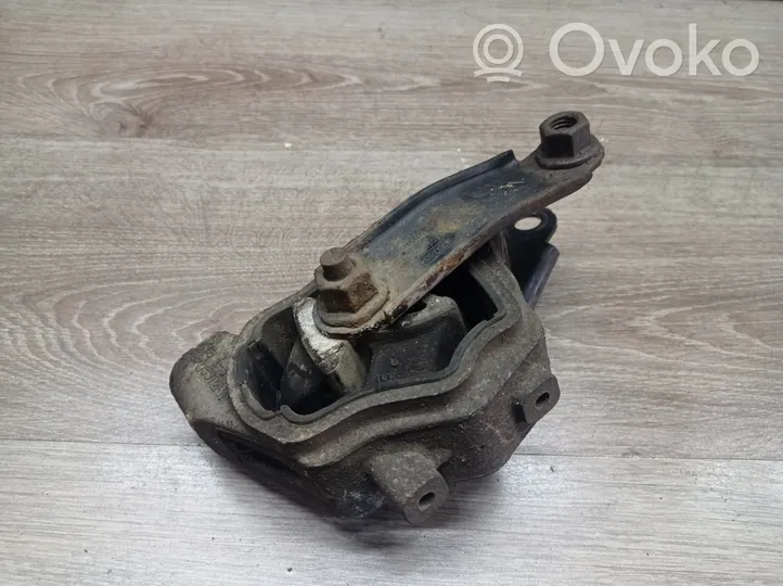 Volvo XC70 Engine mount bracket 6G926P082LB