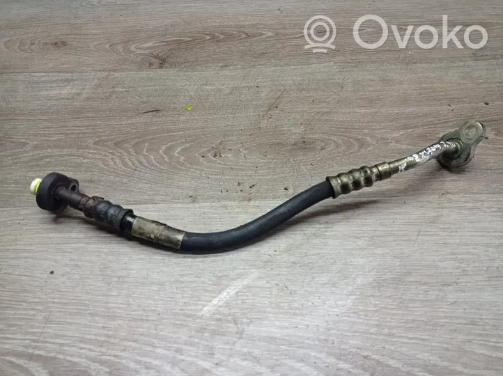 Volvo XC70 Air conditioning (A/C) pipe/hose 