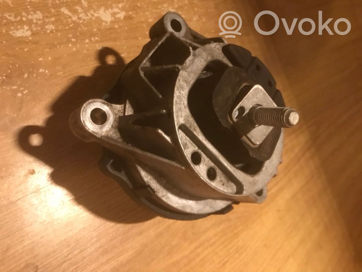 BMW 3 F30 F35 F31 Dzinēja spilvens 6785713