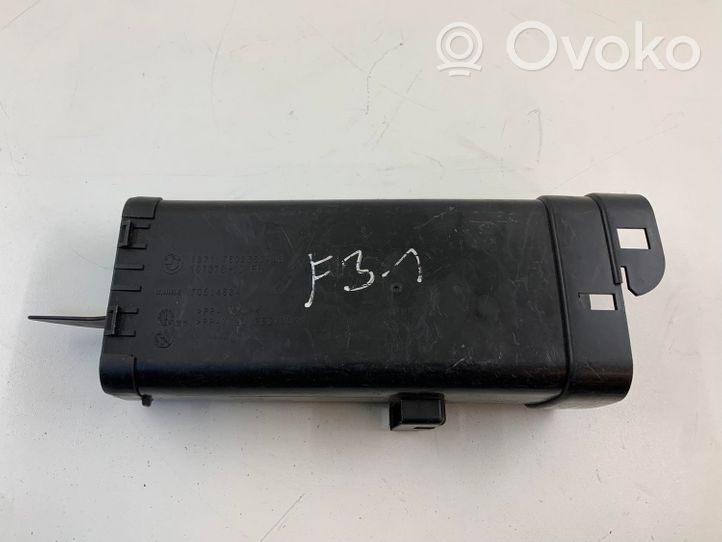 BMW 3 F30 F35 F31 Parte del condotto di aspirazione dell'aria 7602650