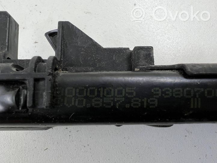 Volkswagen Golf VII Szyna regulacji pasa bezpieczeństwa 8v0857819