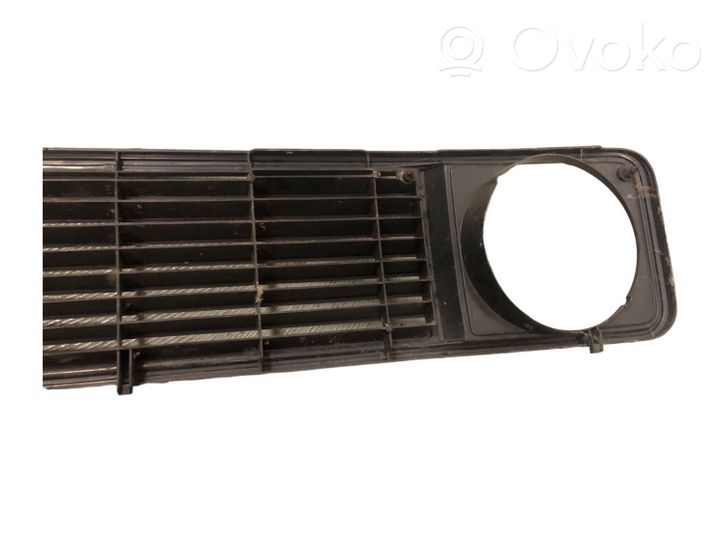 Volkswagen Transporter - Caravelle T3 Grille de calandre avant 251853653G