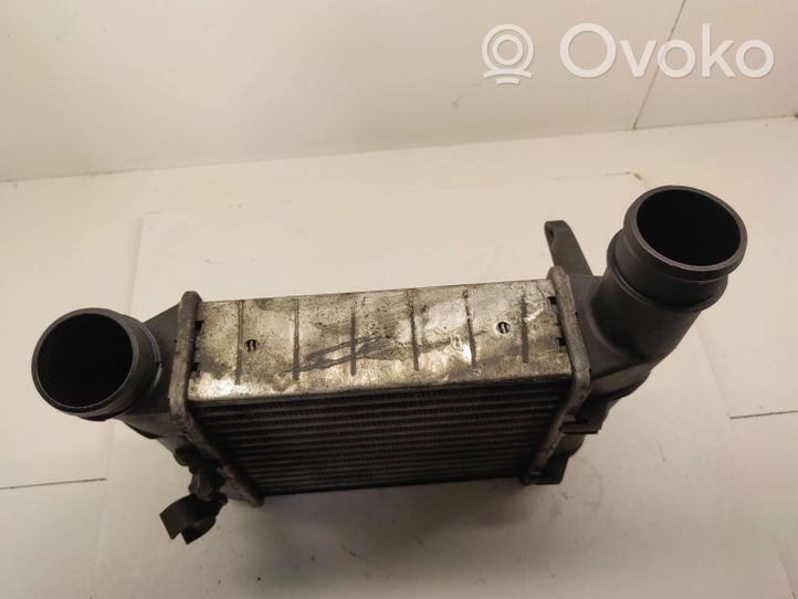 Audi A4 S4 B7 8E 8H Chłodnica powietrza doładowującego / Intercooler 8E0145805S