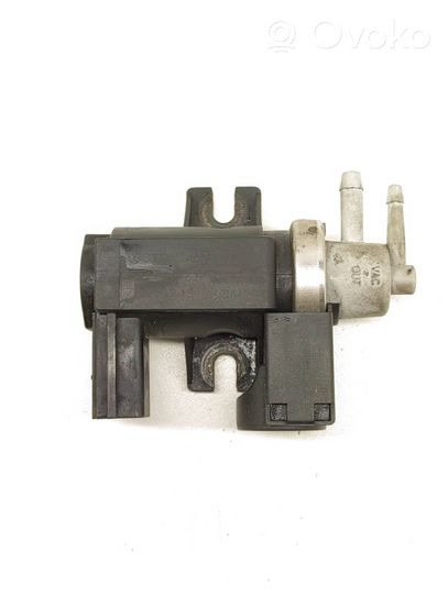 Audi A4 S4 B7 8E 8H Solenoidinis vožtuvas 8E0906627