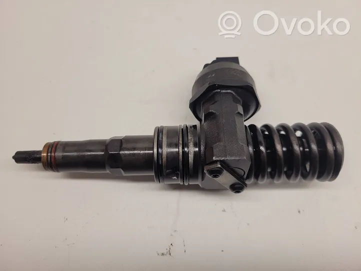 Audi A4 S4 B7 8E 8H Injecteur de carburant 038130073BP