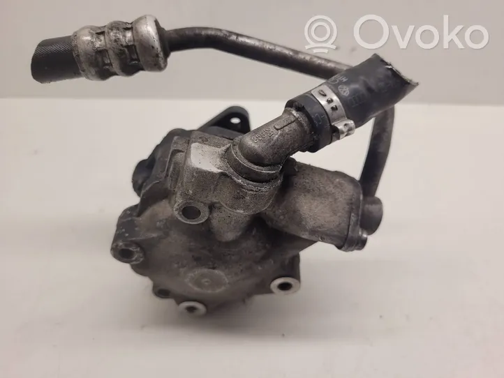 Audi A4 S4 B8 8K Vairo stiprintuvo siurblys 8K0145154