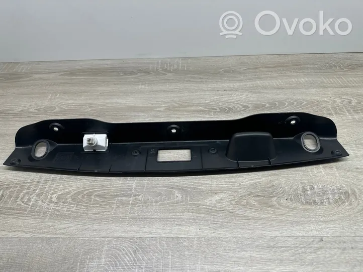 Mercedes-Benz E C207 W207 Altro elemento di rivestimento bagagliaio/baule A2077580702