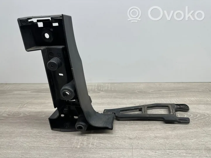 BMW X5 E70 Rear bumper mounting bracket 7158442