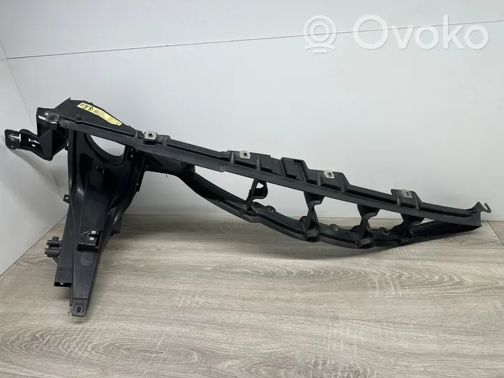 BMW X5 E70 Supporto di montaggio del parafango 7157989