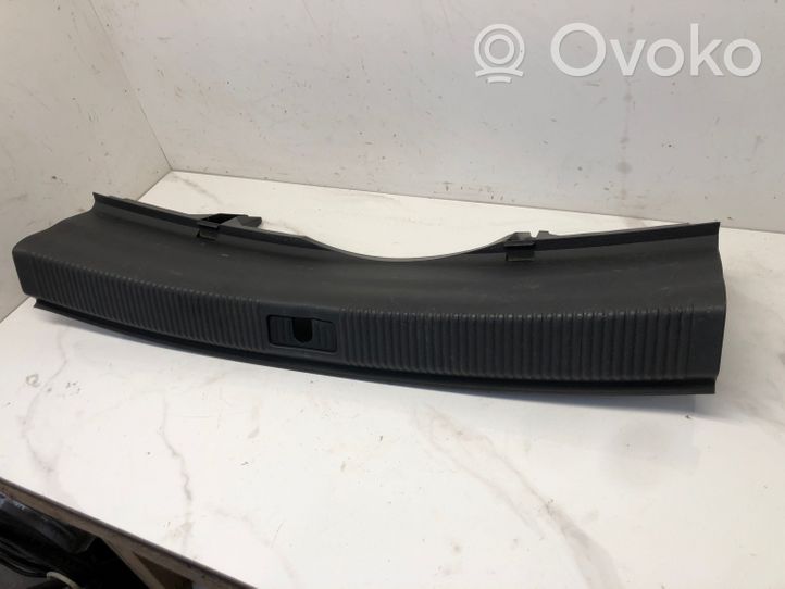 Audi A5 Sportback 8TA Protector del borde del maletero/compartimento de carga 8T8864483