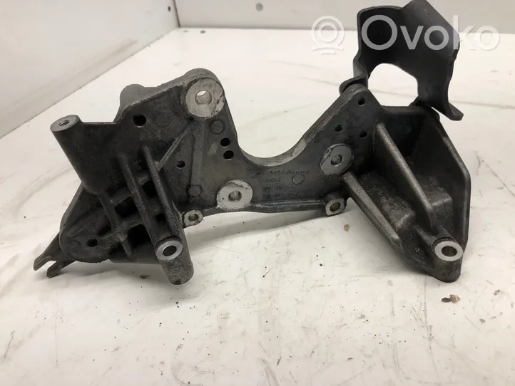 Audi A4 S4 B8 8K Supporto della pompa del carburante 059130147P