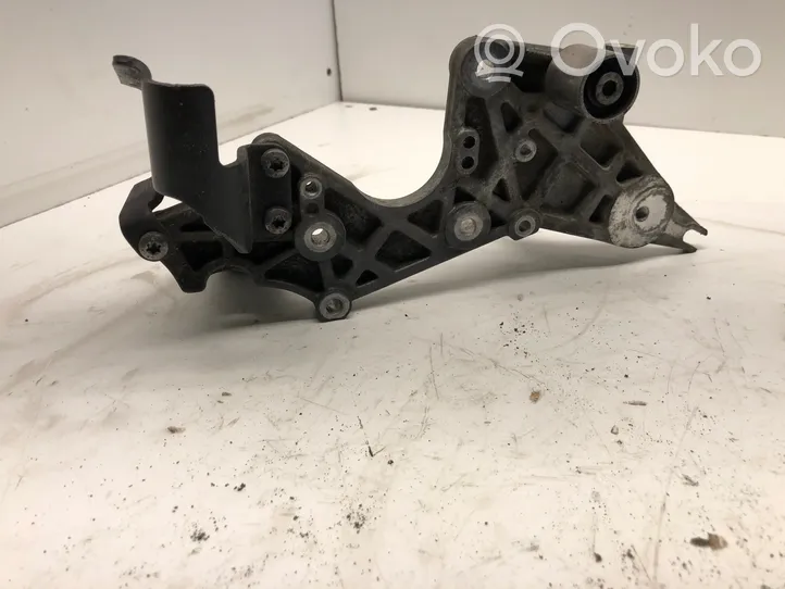 Audi A4 S4 B8 8K Supporto della pompa del carburante 059130147P