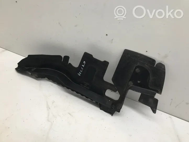 Audi A6 S6 C6 4F Pannello di supporto del radiatore (usato) 4F0121284